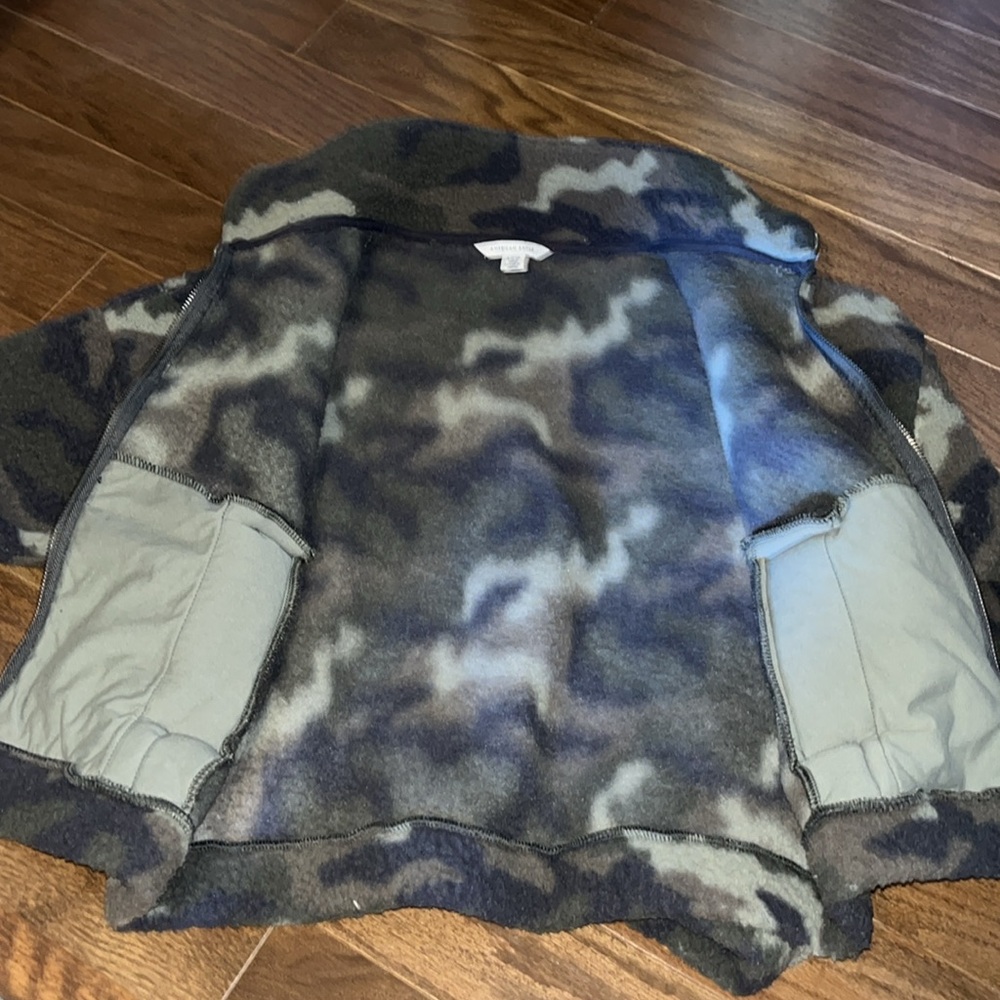 American Eagle camo fleece jacket - Picture 7 of 7